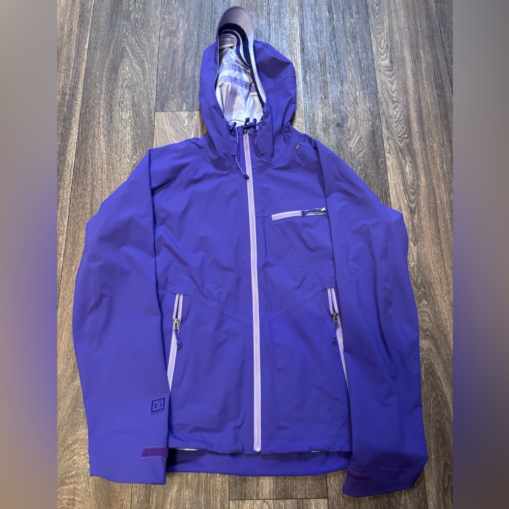 REI Women's E1 Elements Jacket size small - image 8
